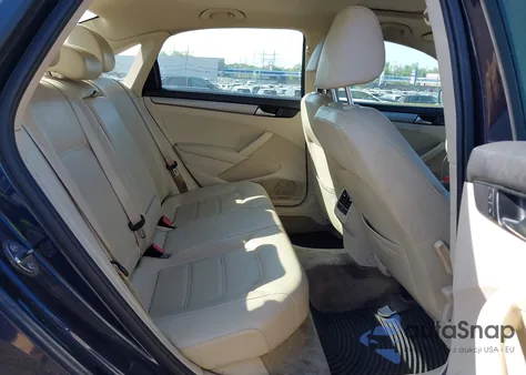 2014 Volkswagen Passat 2.5L Se из США, поврежденный, VIN 1VWBP7A37EC012980